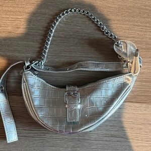 SHEIN Metallic Silver Croc-Embossed Shoulder Bag